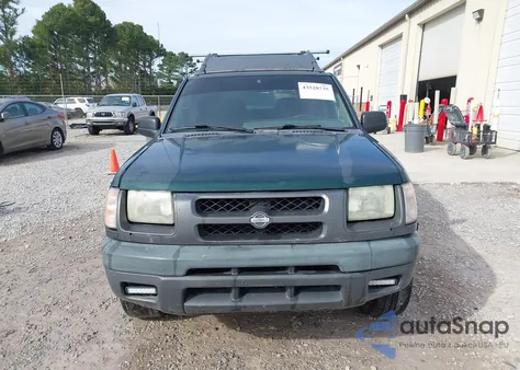 2001 Nissan Xterra Xe-V6 z USA, uszkodzony, nr VIN 5N1ED28T31C551197